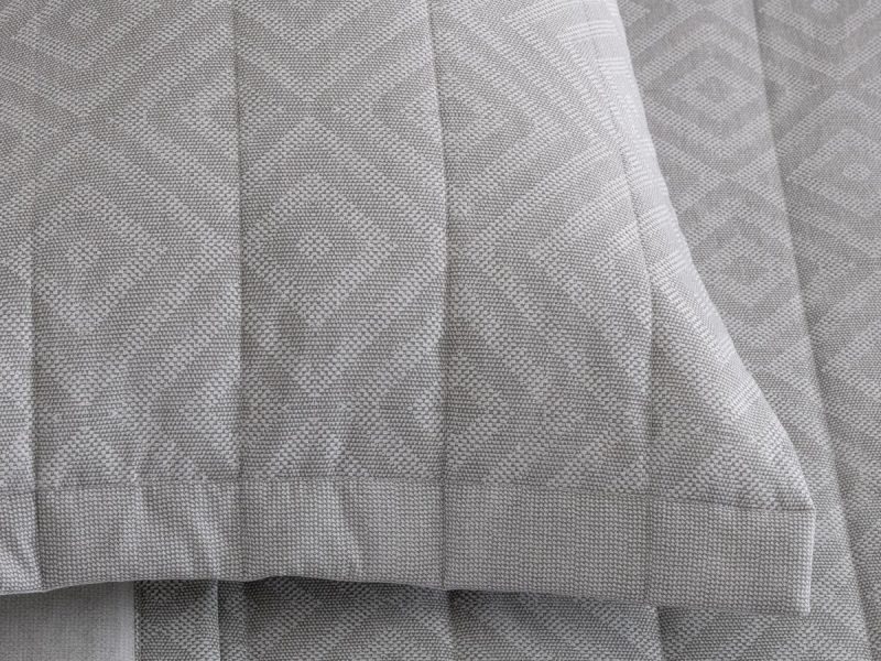 Boston Ref. 22350 - Detalhe Colcha