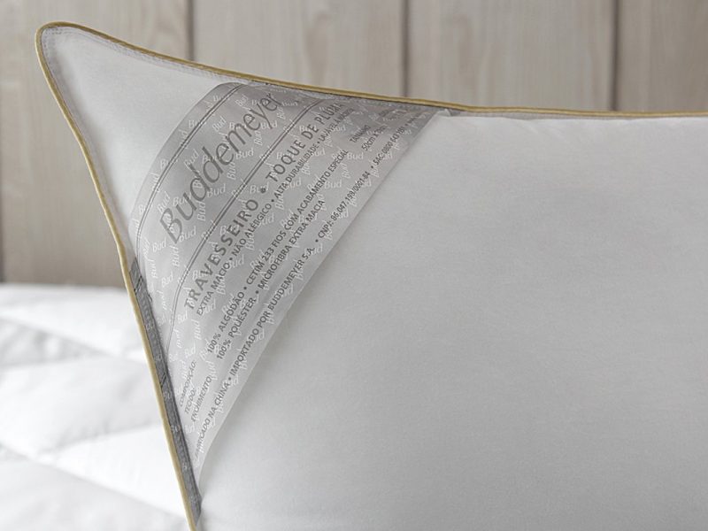 Toque de Pluma Ref. 13430 - Detalhe